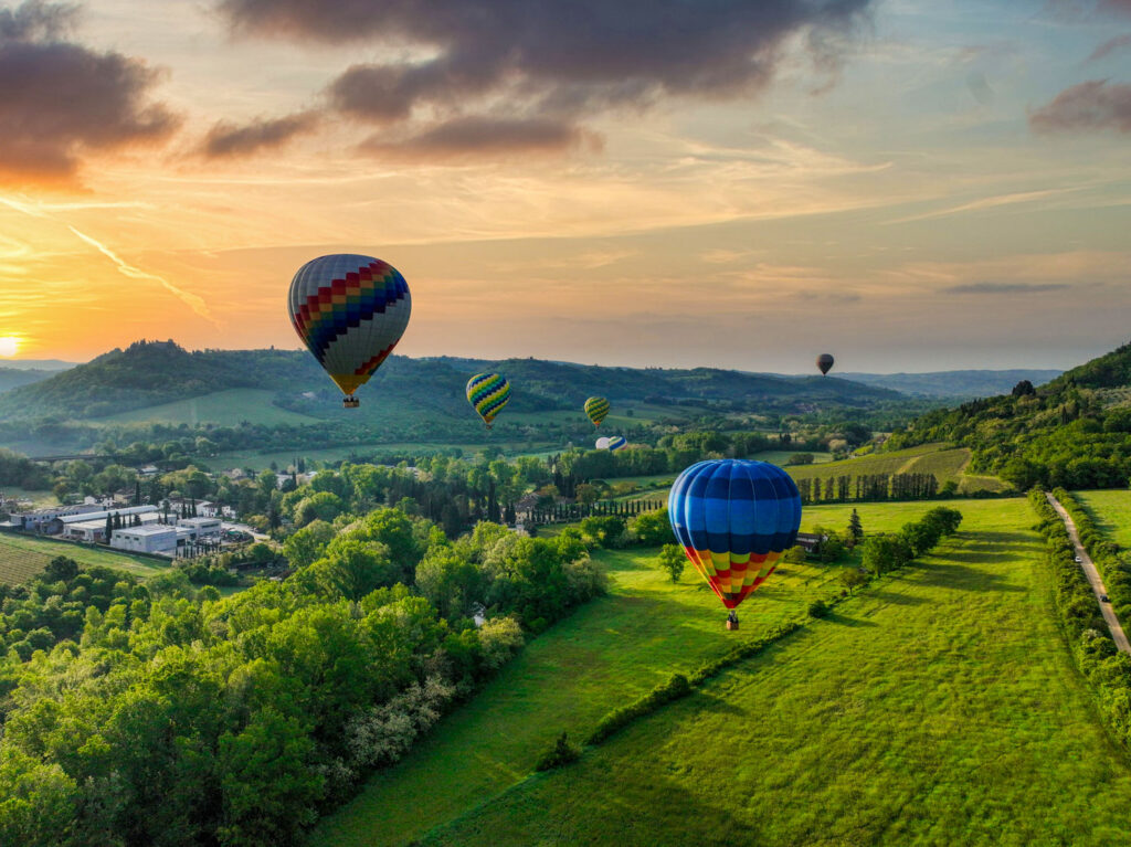 Hot Air Balloon Flight In Chianti - Firenze Mongolfiere